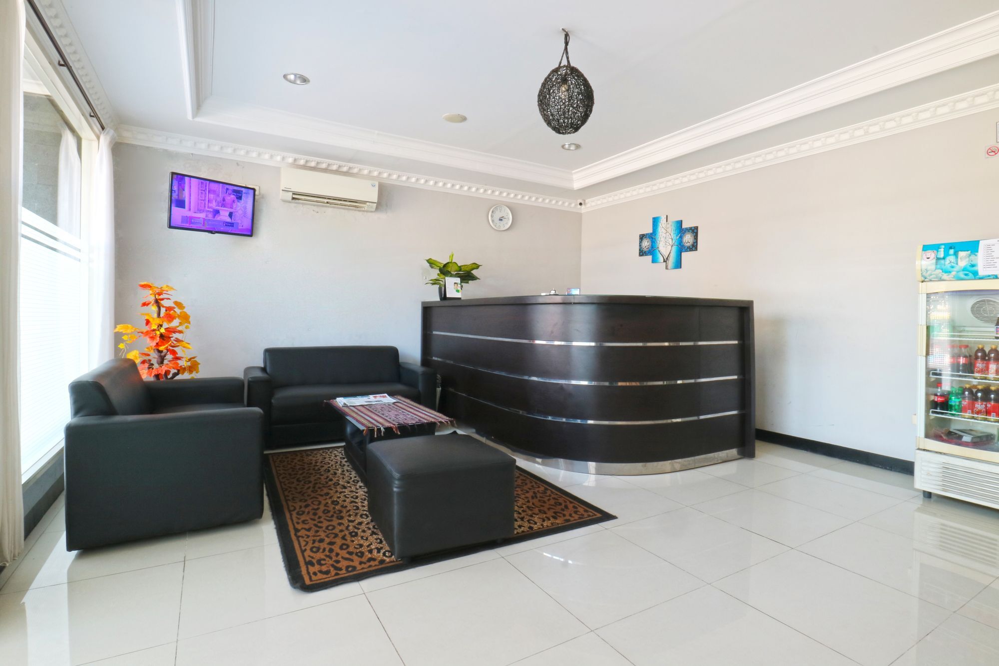Losmen Family Syariah Bypass Juanda Mitra Reddoorz Brebek Exterior photo